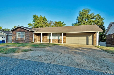 Tiny photo for 511 Buckley Road, Unincorporated, MO 63125 (MLS # 26069308)