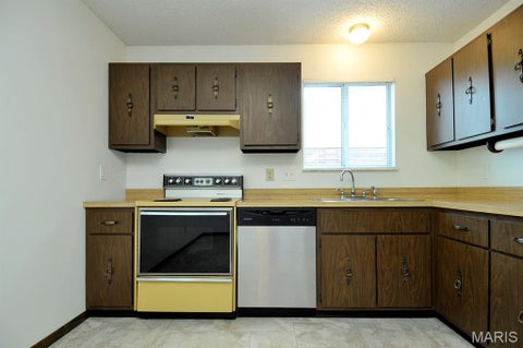 Tiny photo for 511 Buckley Road, Unincorporated, MO 63125 (MLS # 26069308)