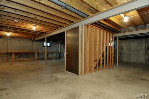 Tiny photo for 511 Buckley Road, Unincorporated, MO 63125 (MLS # 26069308)