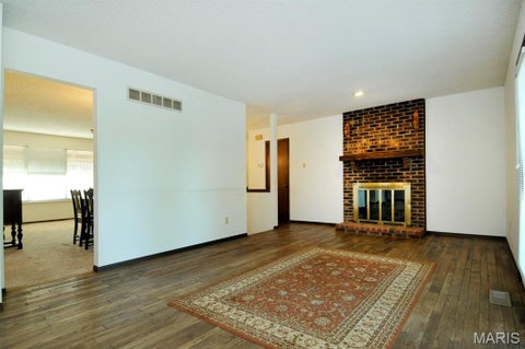 Tiny photo for 511 Buckley Road, Unincorporated, MO 63125 (MLS # 26069308)