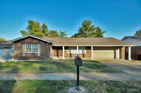 Tiny photo for 511 Buckley Road, Unincorporated, MO 63125 (MLS # 26069308)