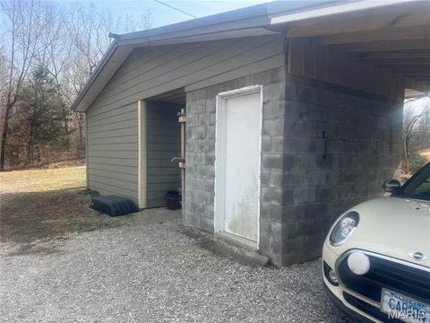 Tiny photo for 23921 NEVADA Drive, Lebanon, MO 65536 (MLS # 26018209)