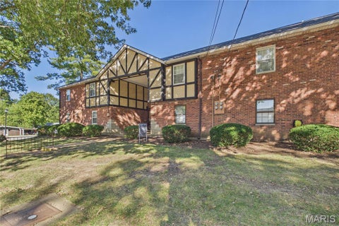 Tiny photo for 1062 Woodgate Drive, Kirkwood, MO 63122 (MLS # 26062676)
