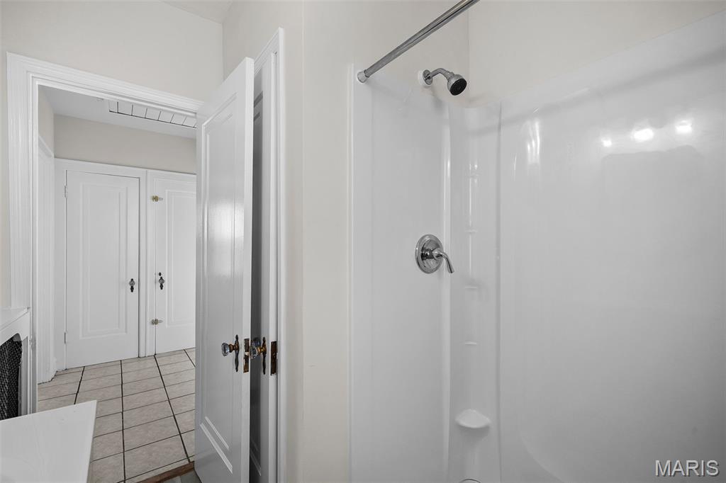 Haydens Blvd Heights Add - Residential Income