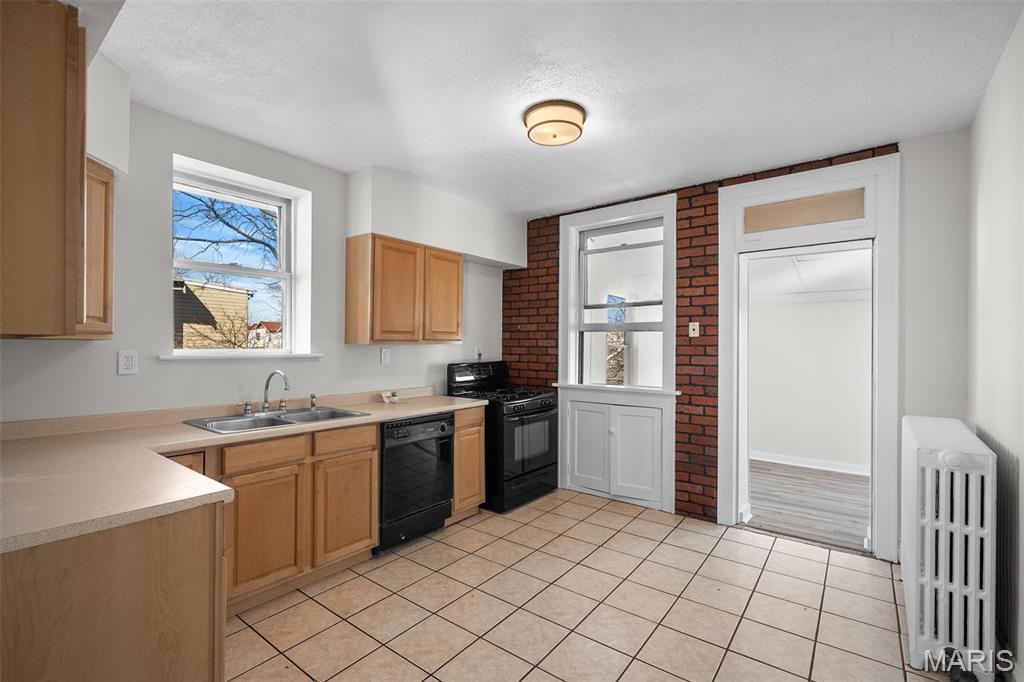 Haydens Blvd Heights Add - Residential Income