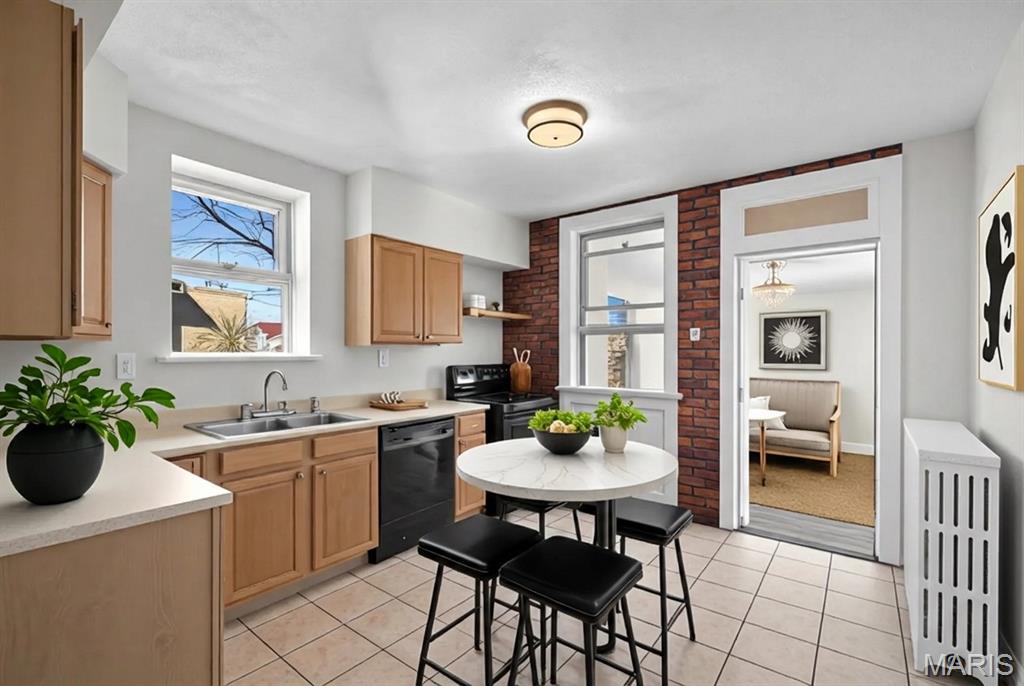 Haydens Blvd Heights Add - Residential Income