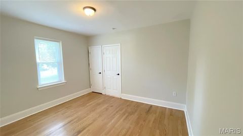 Tiny photo for 755 Pardella Avenue, St Louis, MO 63125 (MLS # 26030542)