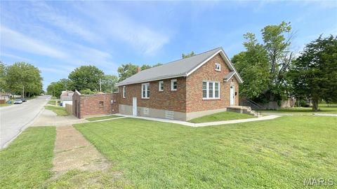 Tiny photo for 755 Pardella Avenue, St Louis, MO 63125 (MLS # 26030542)