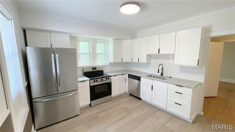 Tiny photo for 755 Pardella Avenue, St Louis, MO 63125 (MLS # 26030542)