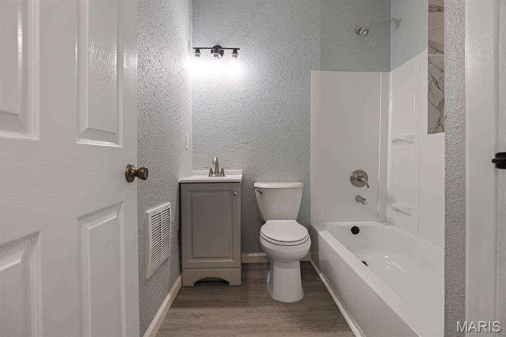 St Louis Commons Add - Residential