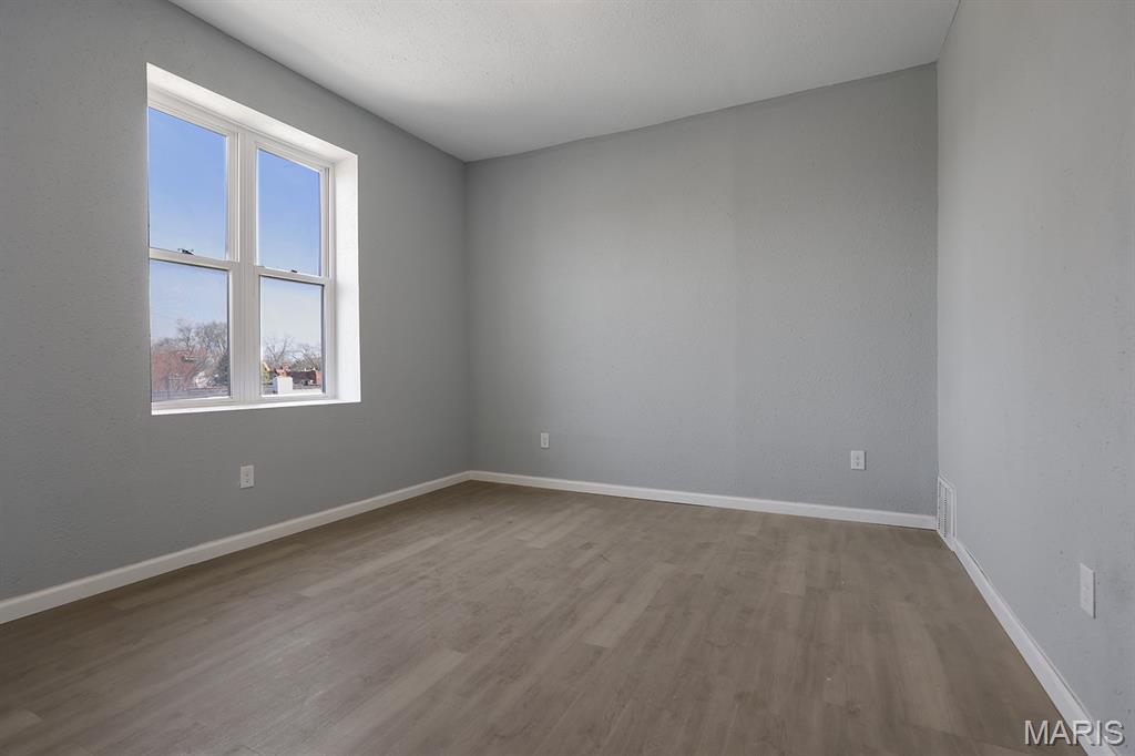 St Louis Commons Add - Residential