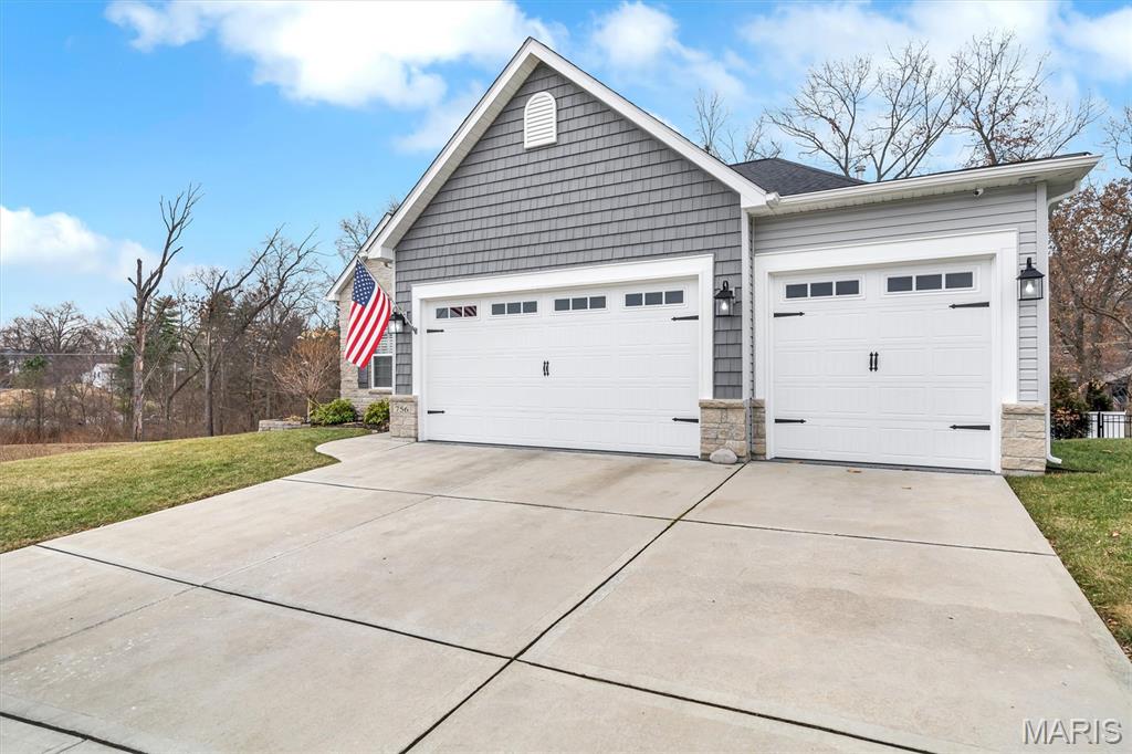 Bend At Sulphur Spring The - Residential