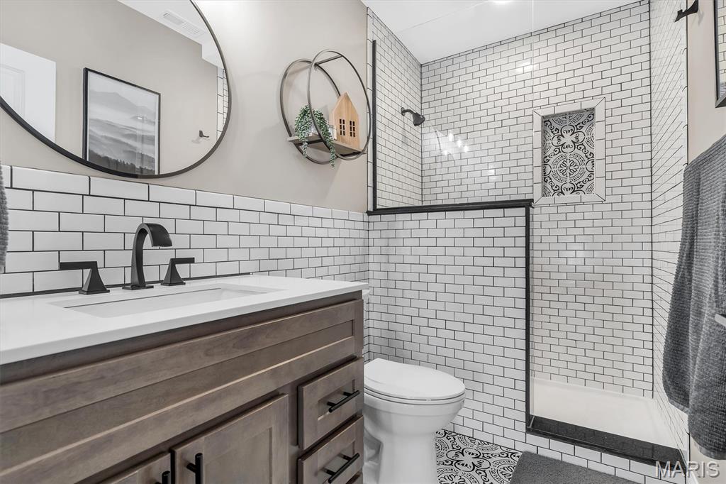 Bend At Sulphur Spring The - Residential