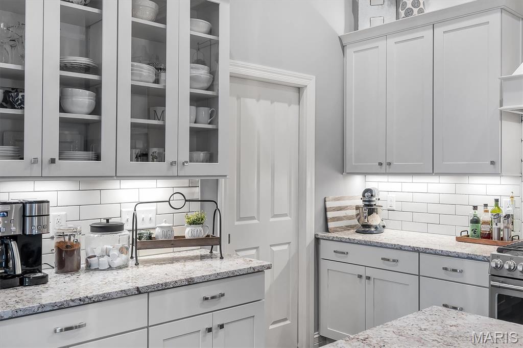 Bend At Sulphur Spring The - Residential