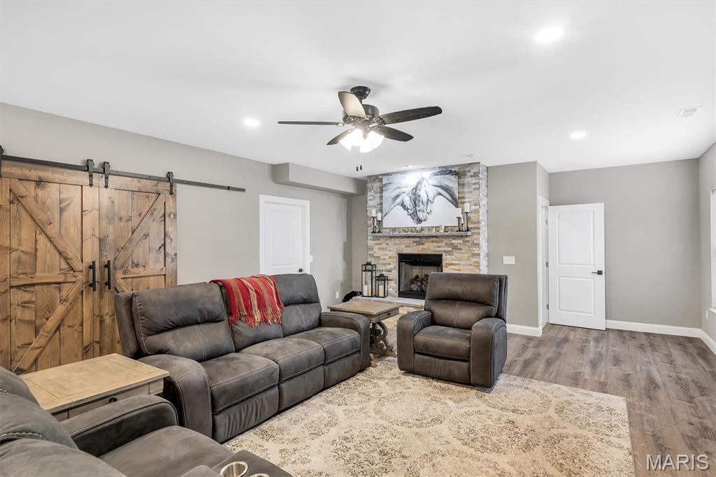 Bend At Sulphur Spring The - Residential