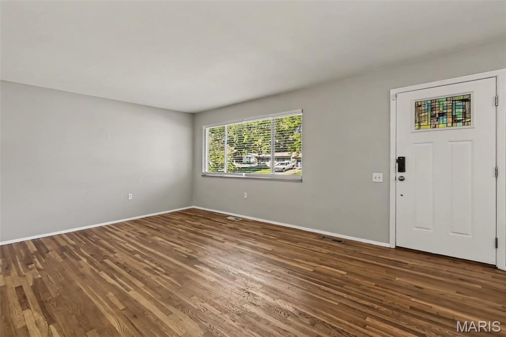 Photo of 2680 N Waterford Drive, Florissant, MO 63033 (MLS # 26066368)