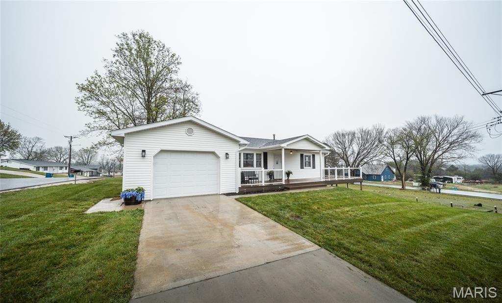 Photo of 436 8th Street, Vienna, MO 65582 (MLS # 26020059)