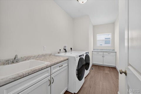Tiny photo for 823 Silver Buck Lane, Chesterfield, MO 63005 (MLS # 26059085)