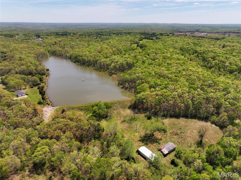 Photo of 2551 Yellow Rock Road, De Soto, MO 63020 (MLS # 26024676)