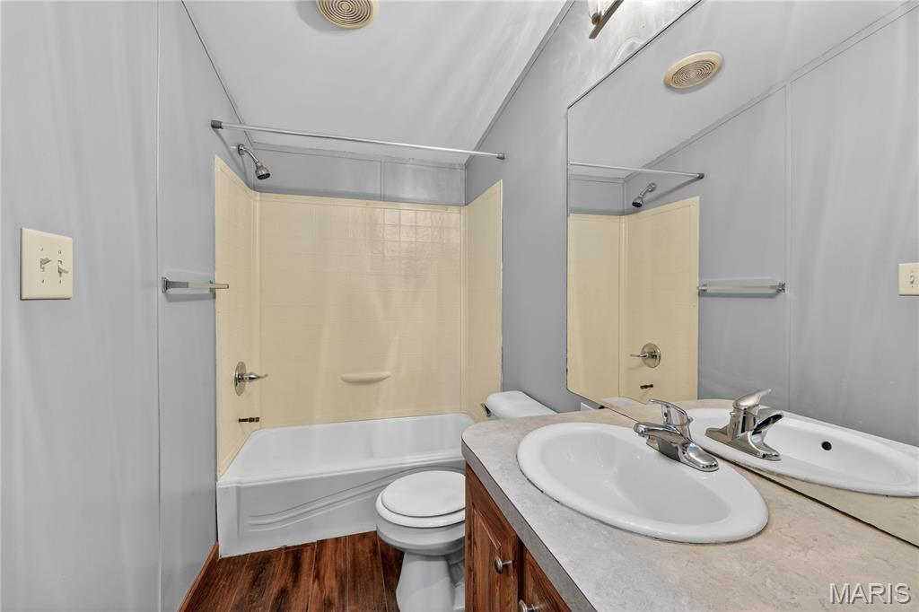 Quiet Forest 07 - Residential