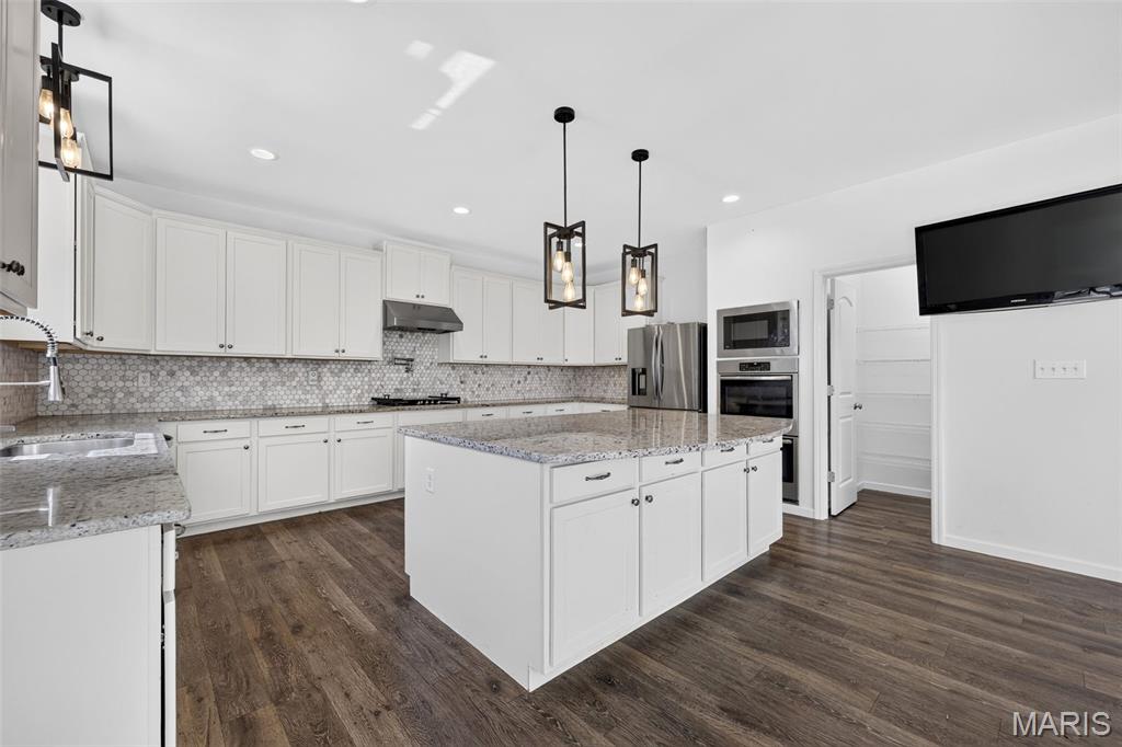 1316 Homestead Heights Drive