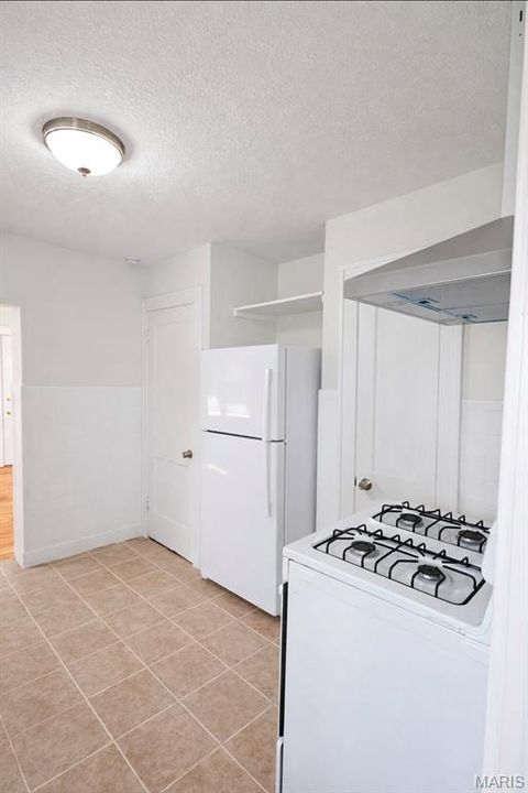 Tiny photo for 3207 Elsworth pl Place, Bel Ridge, MO 63121 (MLS # 26018268)