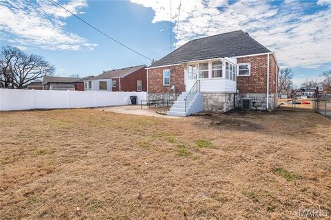 Tiny photo for 9018 Vasel Drive, St Louis, MO 63123 (MLS # 26008807)