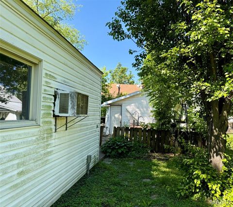 Tiny photo for 412 Monroe Street, Desloge, MO 63601 (MLS # 26030074)
