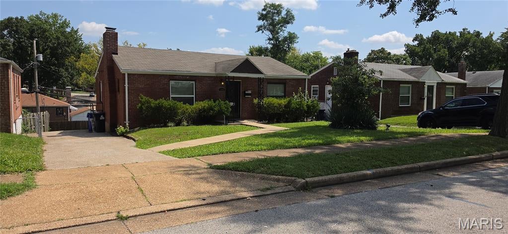 Photo of 1306 Mount Olive Avenue, University City, MO 63130 (MLS # 26067269)
