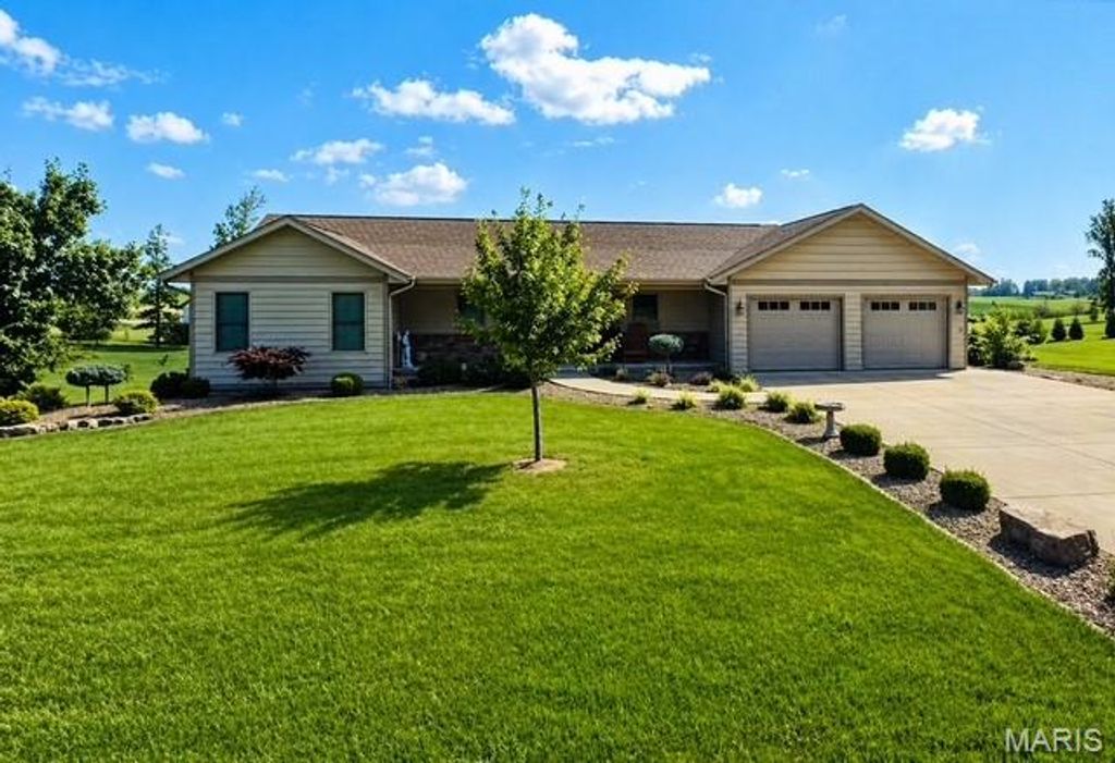 Photo of 2680 Moore Drive, Perryville, MO 63775 (MLS # 26026485)