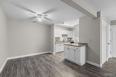 Tiny photo for 2403 Sandalwood Creek Court #D, Wildwood, MO 63038 (MLS # 26026444)