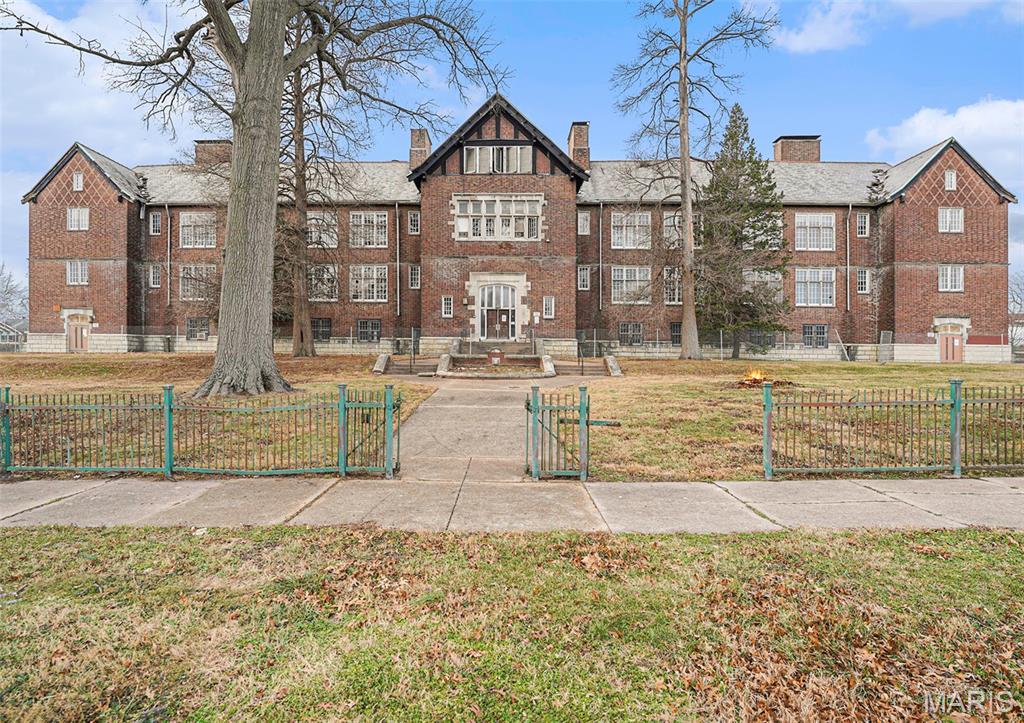 Walnut Park Add - Commercial Sale