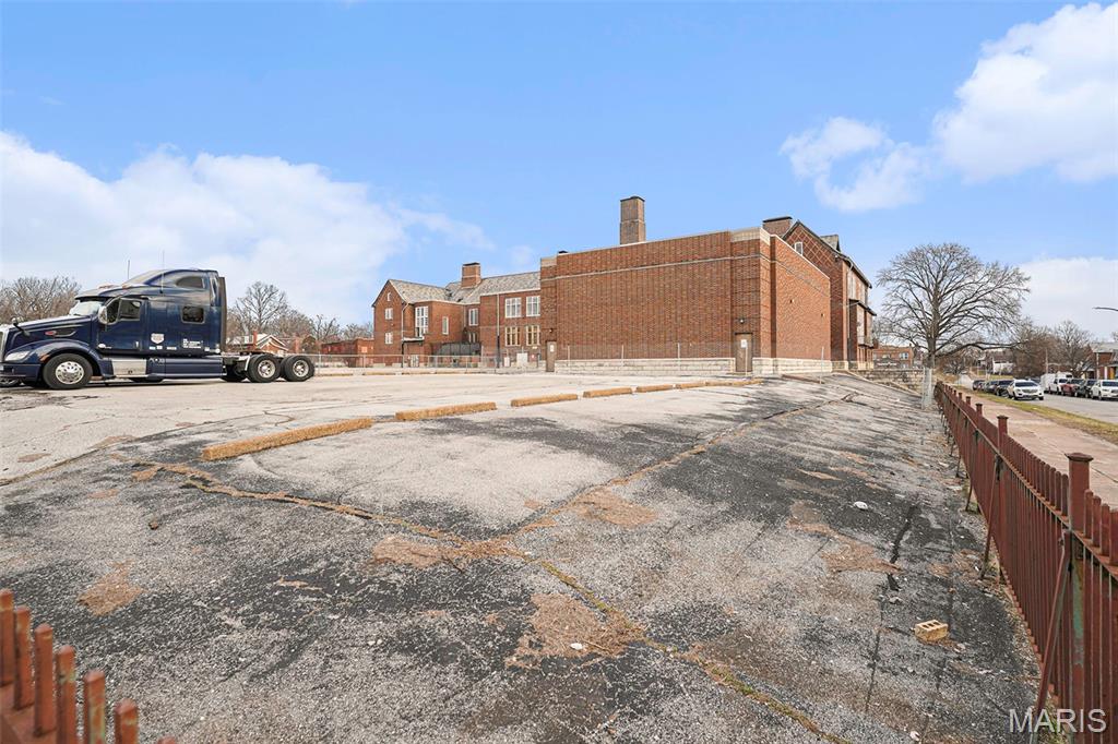 Walnut Park Add - Commercial Sale