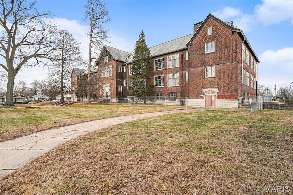 Walnut Park Add - Commercial Sale