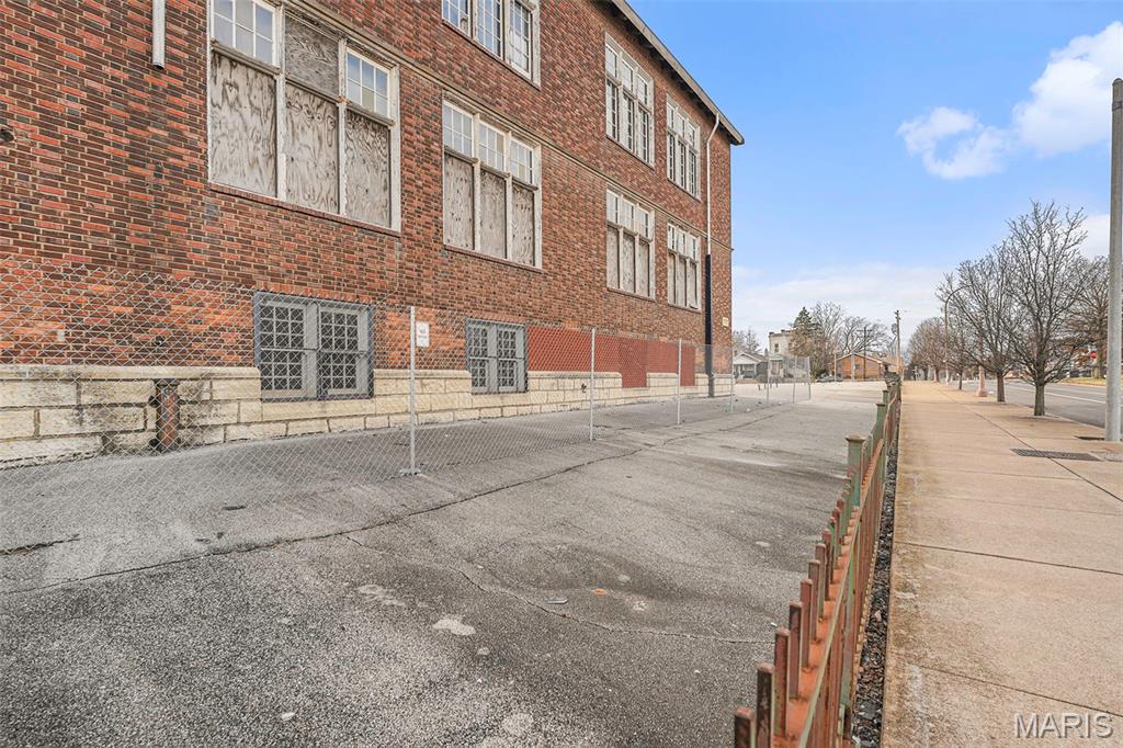 Walnut Park Add - Commercial Sale