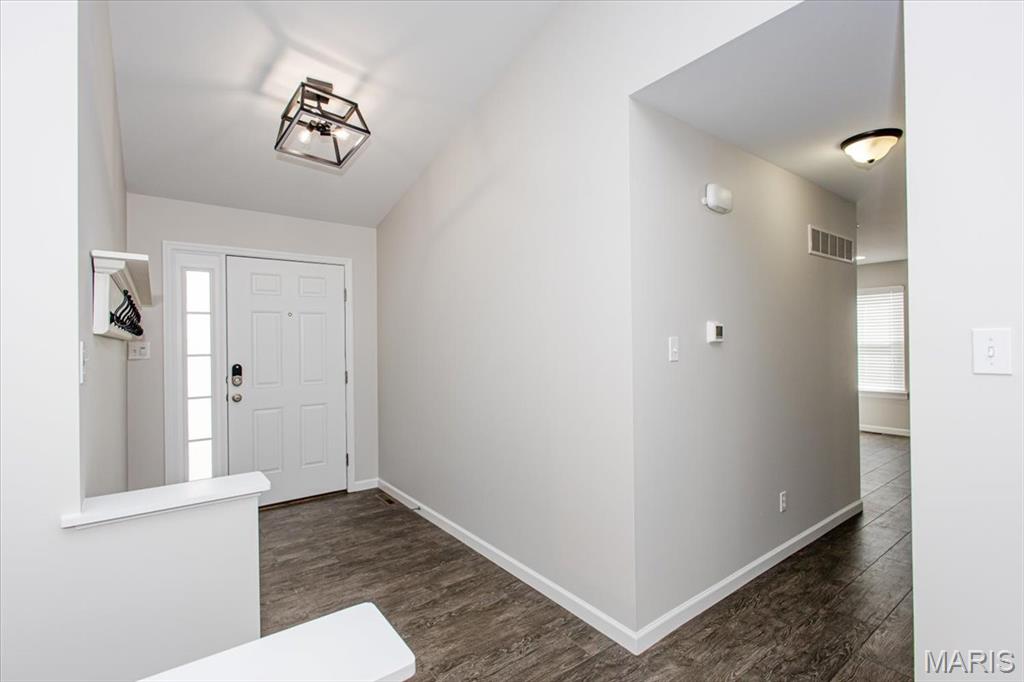 614 Palisades View Drive