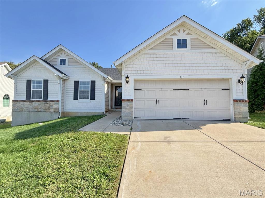 614 Palisades View Drive