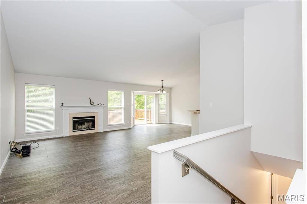 614 Palisades View Drive