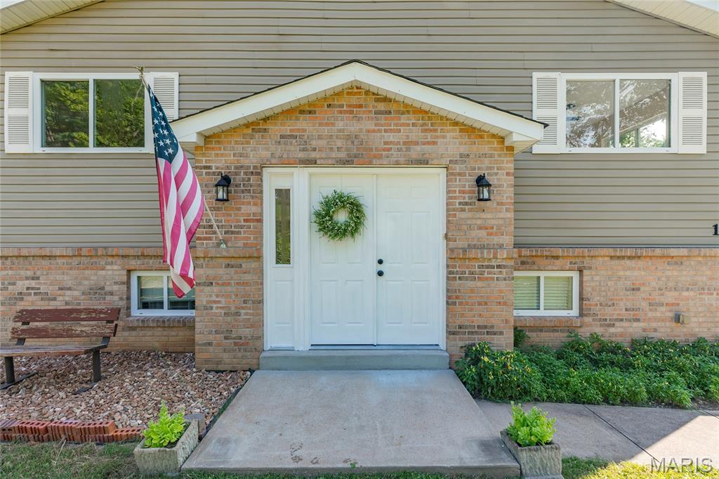 1209 Woodcrest Lane
