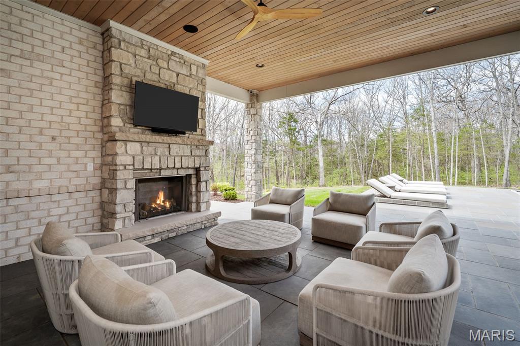 Auden Hollow - Residential