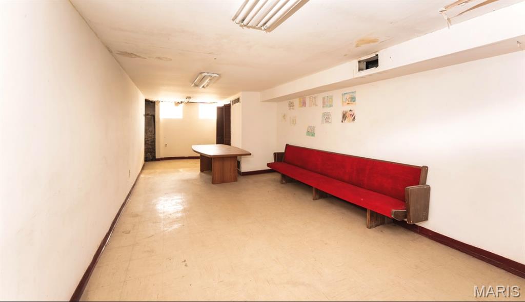 Bissells Add - Commercial Sale