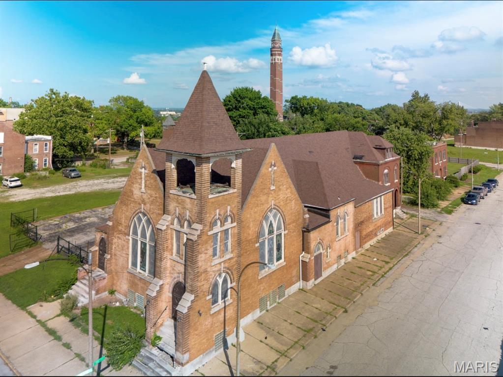 Bissells Add - Commercial Sale