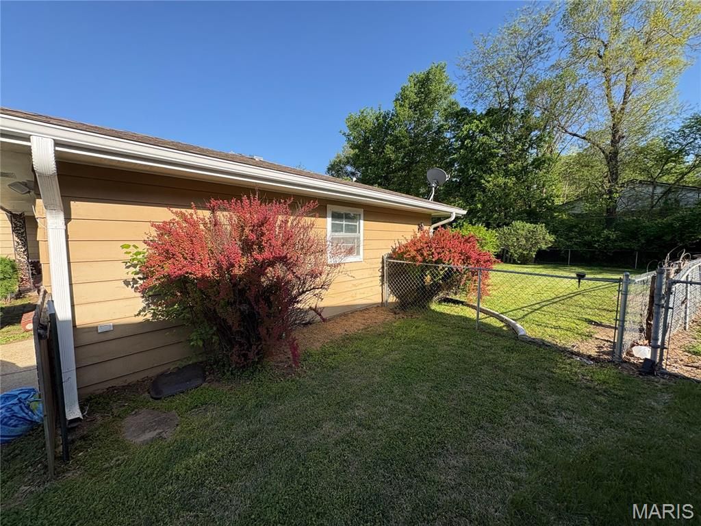 Photo of 123 Hull Drive, Waynesville, MO 65583 (MLS # 26025328)