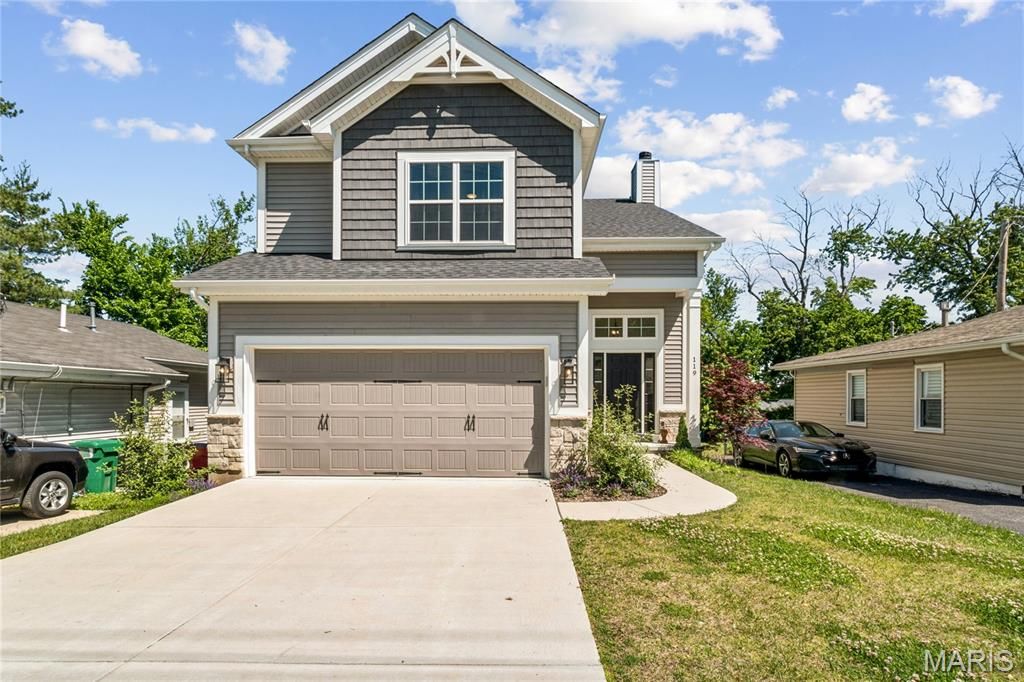 Photo of 119 Monica Drive, Sunset Hills, MO 63127 (MLS # 26028707)