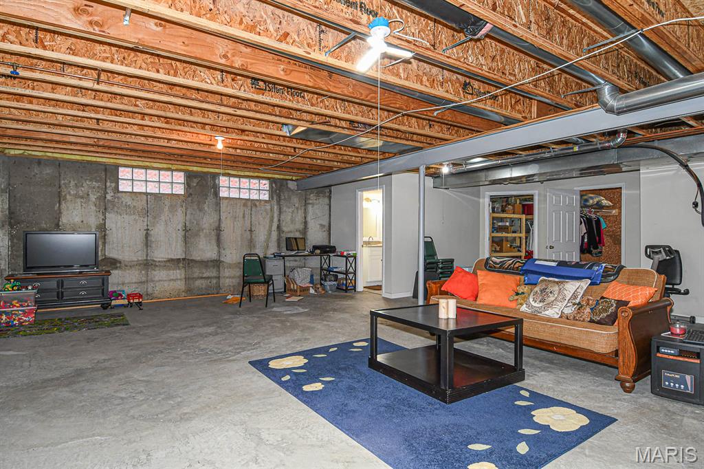 Tori Pines Condo Twenty-First - Residential