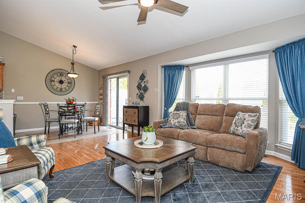 Tori Pines Condo Twenty-First - Residential