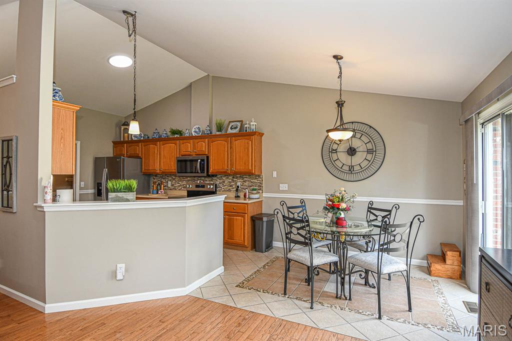 Tori Pines Condo Twenty-First - Residential