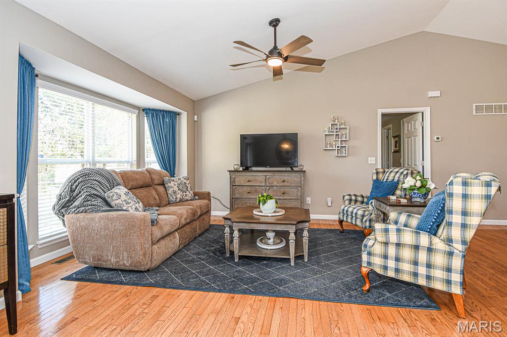 Tori Pines Condo Twenty-First - Residential