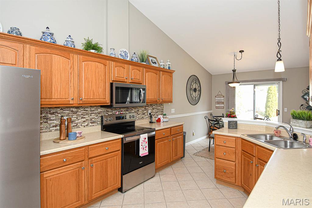 Tori Pines Condo Twenty-First - Residential