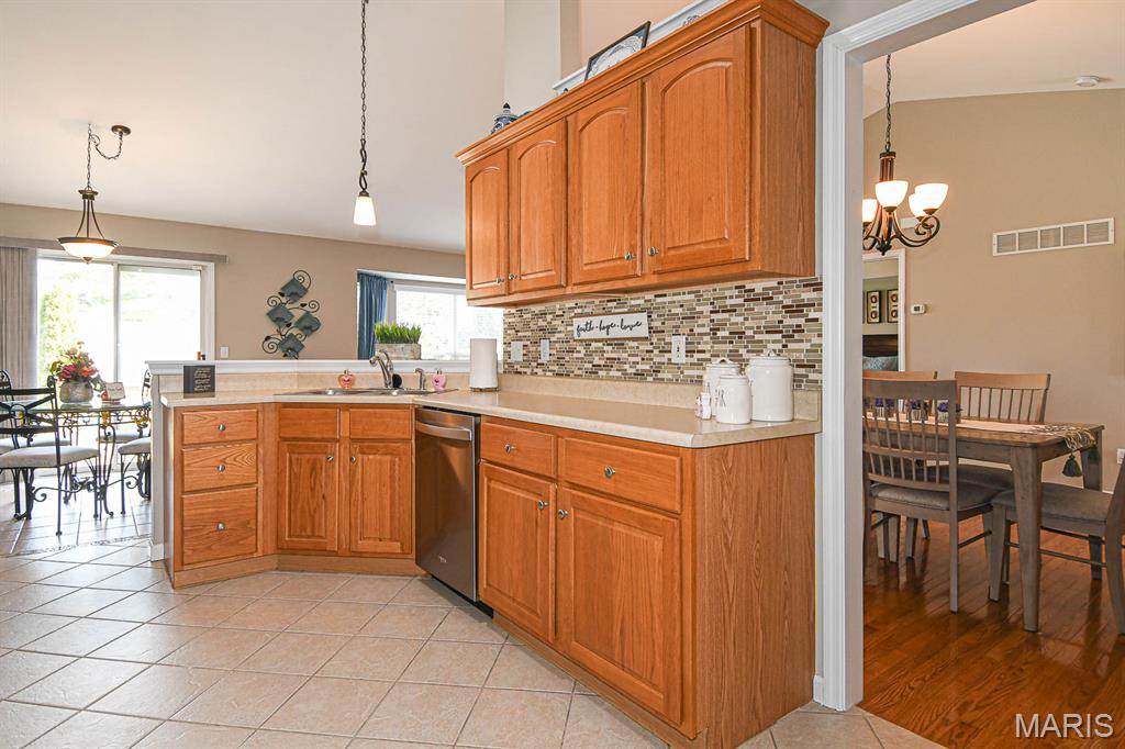 Tori Pines Condo Twenty-First - Residential